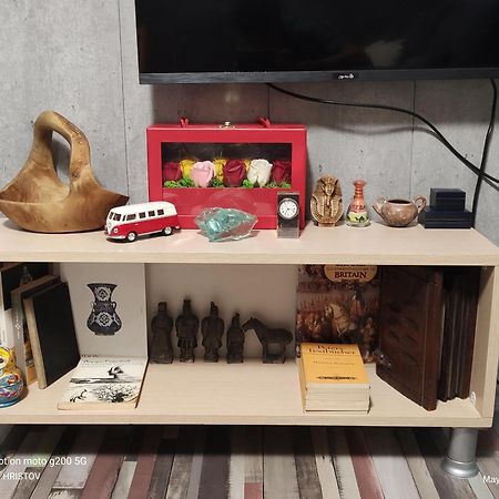 Apartament Studio Flat In The Center Of Velikotarnovo,Garibaldi Wielkie Tyrnowo Zewnętrze zdjęcie