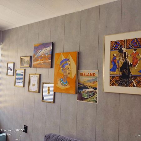 Apartament Studio Flat In The Center Of Velikotarnovo,Garibaldi Wielkie Tyrnowo Zewnętrze zdjęcie